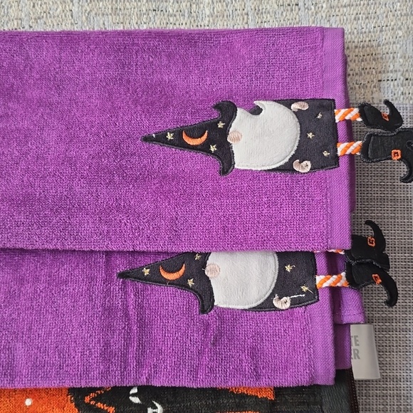 CELEBRATE TOGETHER HALLOWEEN HAND TOWEL BUNDLE OF 4 - Picture 5 of 7